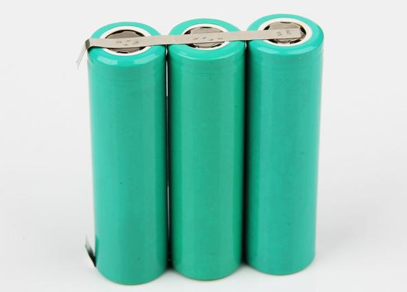 12v太陽能路燈鋰電池多少錢一個