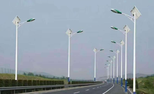 太陽能路燈