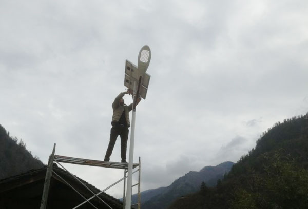 保定太陽能路燈廠家 保定太陽能路燈廠家哪家好